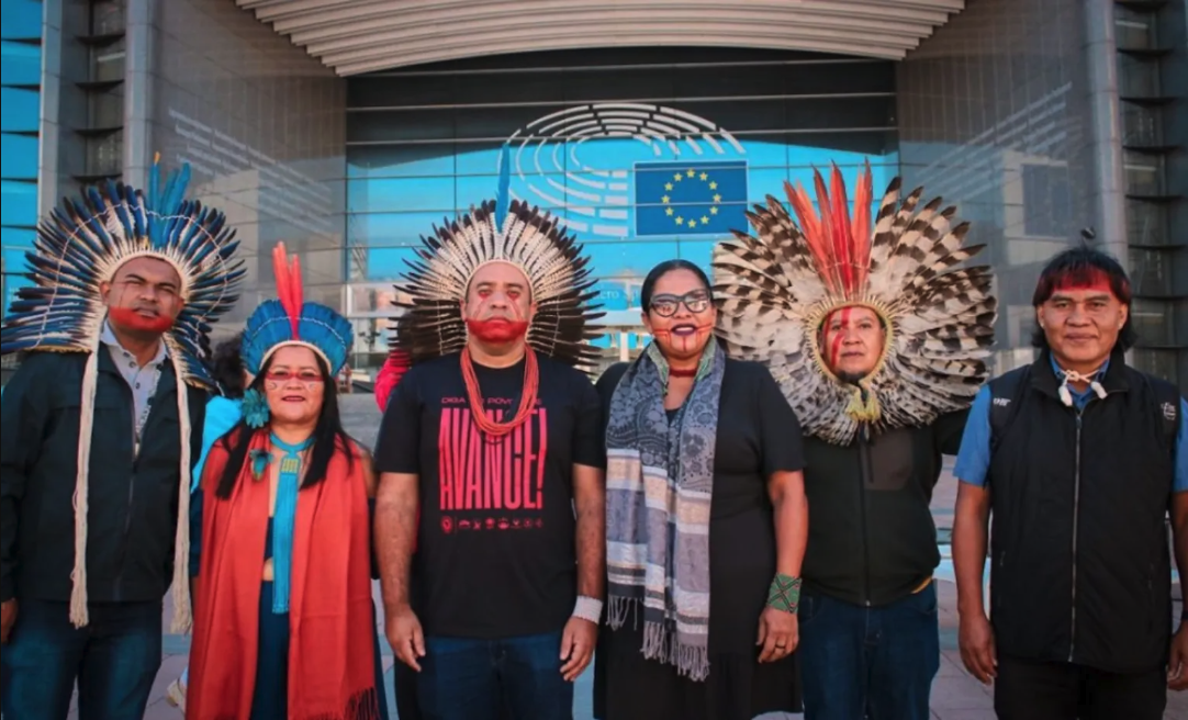 Lideranças indígenas do Brasil visitam países da União Europeia durante em junho de 2022 para pedir mais proteção de seus territórios